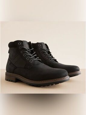 Men's Black Lace-Up Rugged Ankle Boots